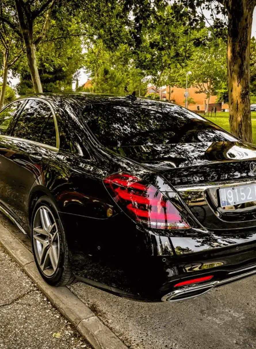 Mercedes-Benz Clase S con Conductor